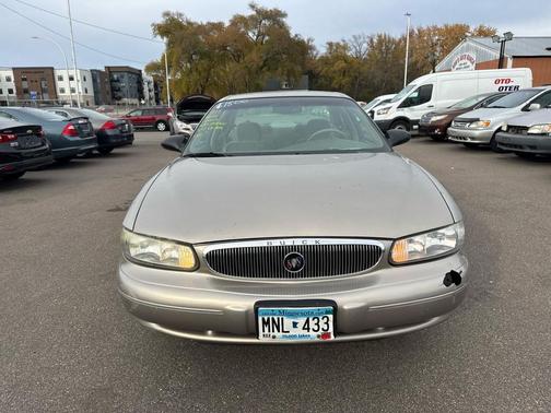1999 Buick Century 4dr Sdn Custom