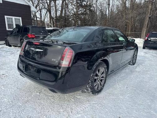 2014 Chrysler 300 S
