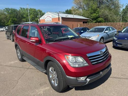 Burgundy 2009 Kia Borrego 4WD 4dr V8 EX