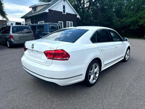 2015 Volkswagen Passat 2.0L TDI DSG SE w/Sunroof