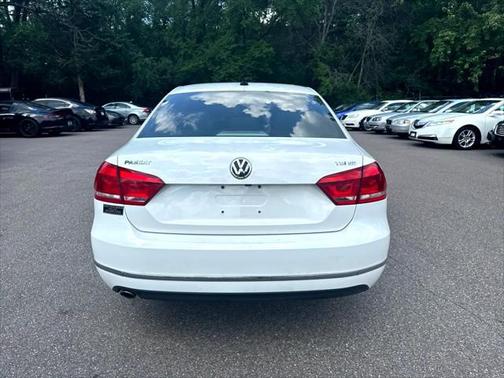 2015 Volkswagen Passat 2.0L TDI DSG SE w/Sunroof
