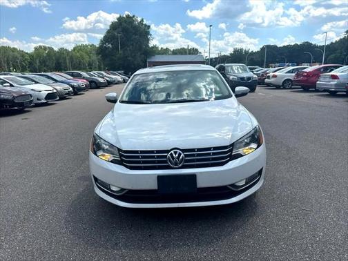 2015 Volkswagen Passat 2.0L TDI DSG SE w/Sunroof