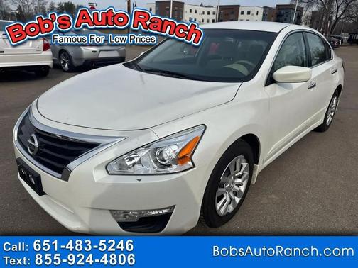 White 2014 Nissan Altima 2.5 S