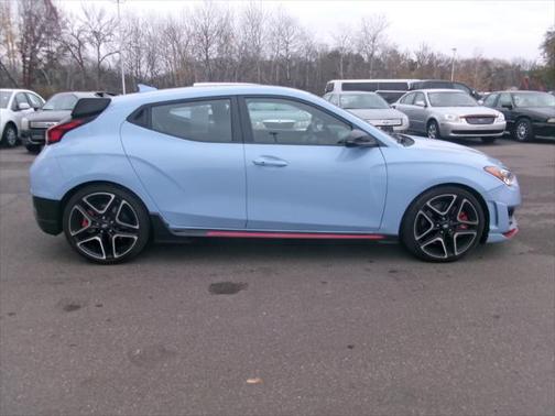 2021 Hyundai Veloster Base