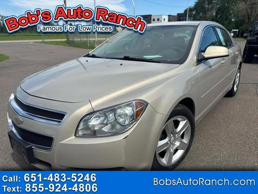 Gold 2009 Chevrolet Malibu LT