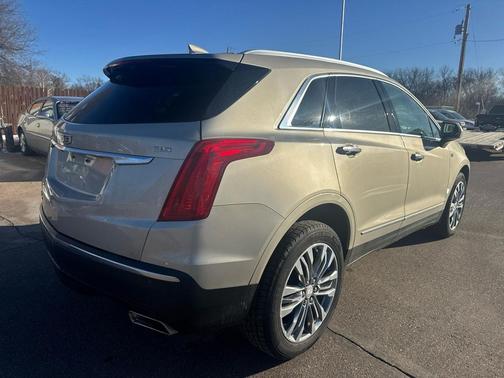 2017 Cadillac XT5 Premium Luxury