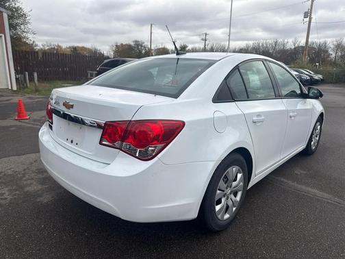 2013 Chevrolet Cruze LS