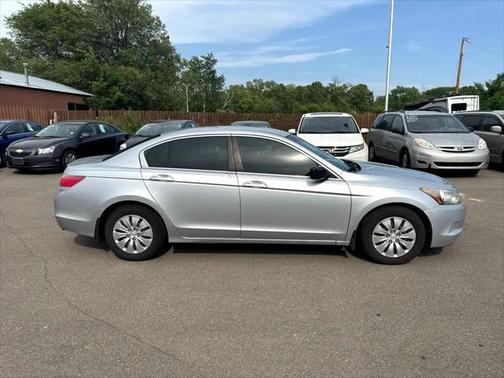 2010 Honda Accord 4dr I4 Auto LX