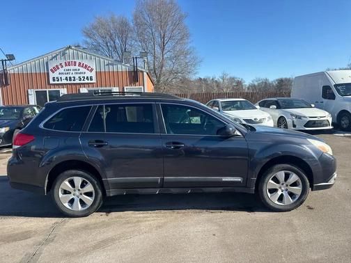 2010 Subaru Outback 3.6 R Limited