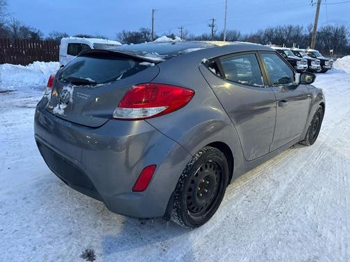 2015 Hyundai Veloster Base
