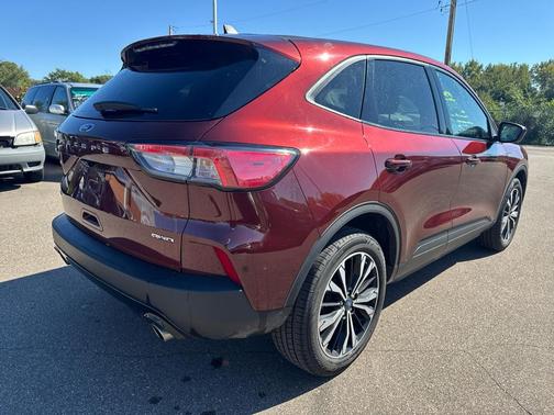 2021 Ford Escape SE