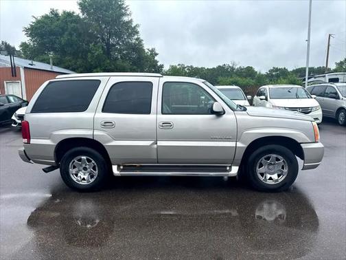 2005 Cadillac Escalade Base