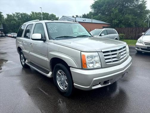 2005 Cadillac Escalade Base