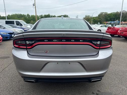 Silver 2018 Dodge Charger GT