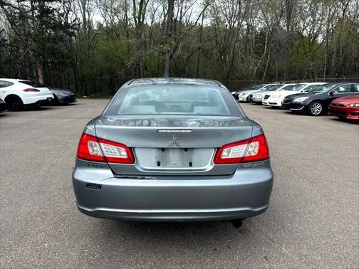 2009 Mitsubishi Galant Base