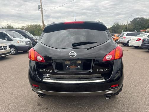 2010 Nissan Murano LE