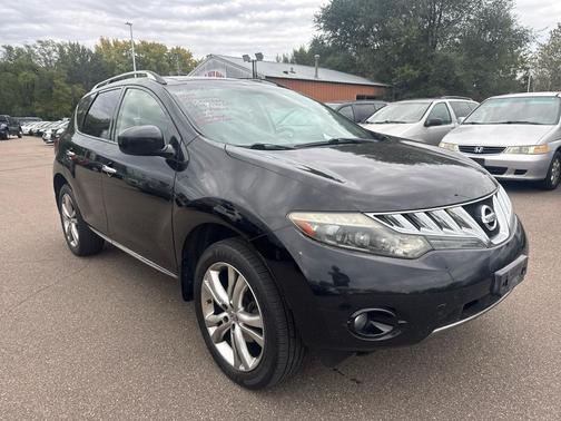 2010 Nissan Murano LE