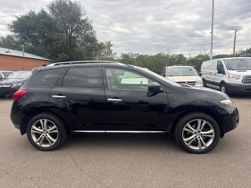2010 Nissan Murano LE