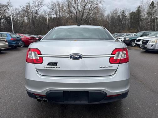 2012 Ford Taurus 4dr Sdn SEL AWD