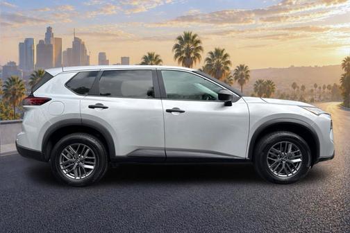 Brilliant Silver Metallic 2024 Nissan Rogue S
