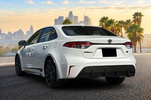 Ice 2024 Toyota Corolla SE