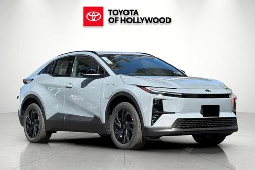 Cement 2026 Toyota C-HR SE