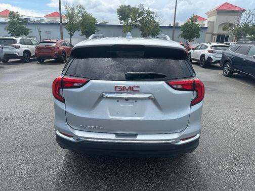 2020 GMC Terrain SLT