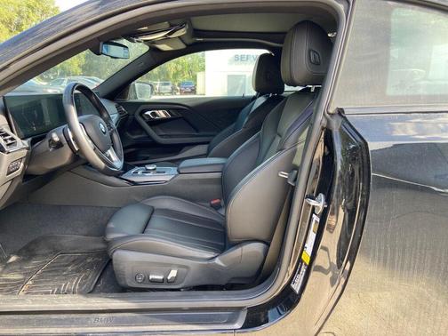 2023 BMW 230 i
