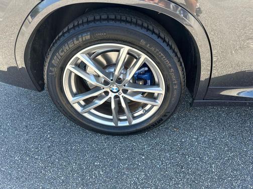 2021 BMW X3 M40i