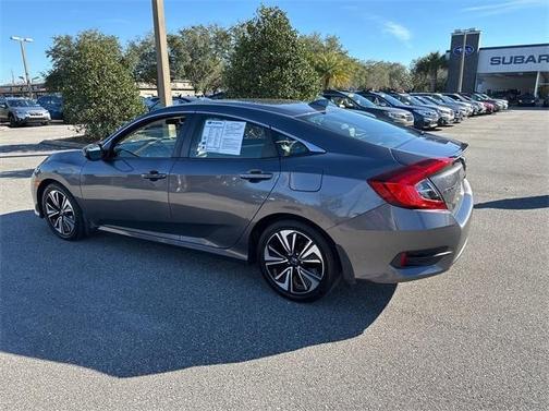 Photo 5 of 21 of 2018 Honda Civic EX-L