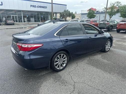 2017 Toyota Camry Hybrid XLE