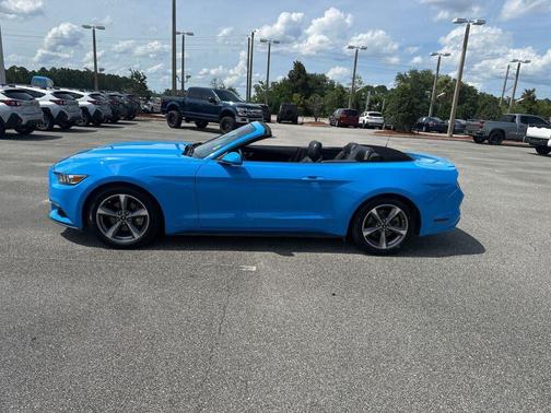 2017 Ford Mustang V6
