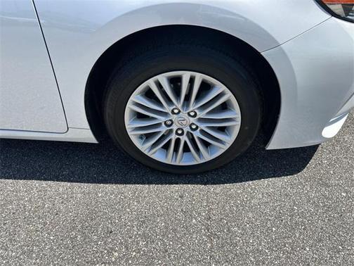 2016 Lexus ES 350 Base