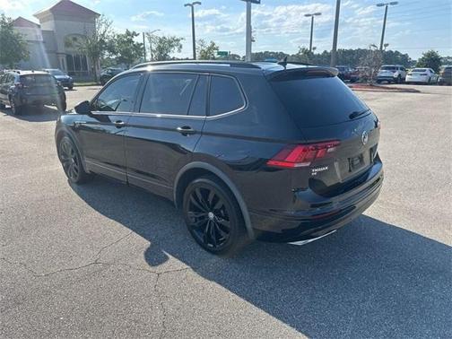 2020 Volkswagen Tiguan 2.0T SE R-Line Black