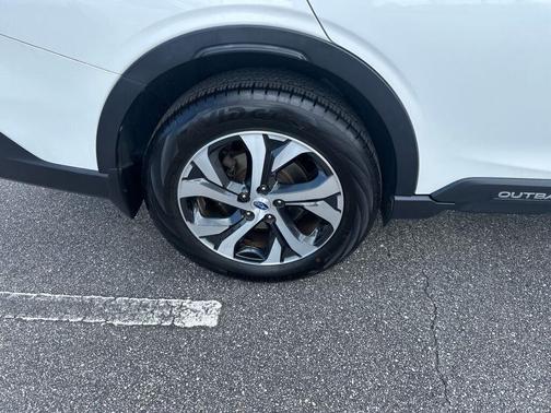 2020 Subaru Outback Touring XT