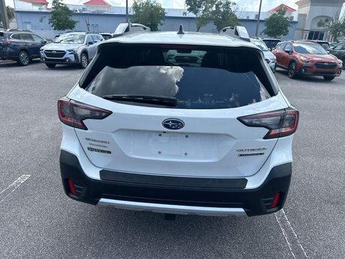 2020 Subaru Outback Touring XT