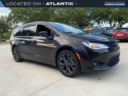 2018 Chrysler Pacifica Touring Plus