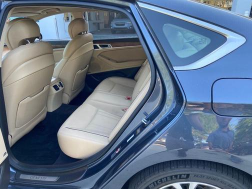 2017 Genesis G80 3.8