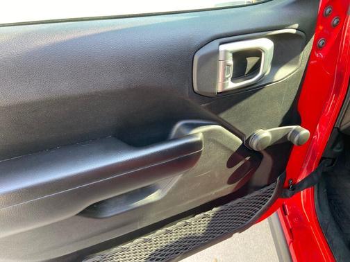 2020 Jeep Wrangler Sport