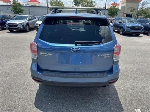 2017 Subaru Forester 2.5i Touring