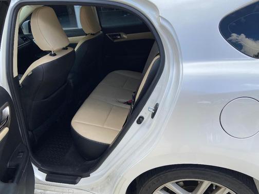 2015 Lexus CT 200h Base