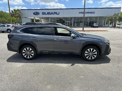 2025 Subaru Outback Touring XT