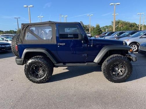 Photo 2 of 19 of 2013 Jeep Wrangler Sport