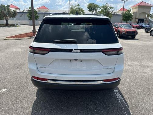 2025 Jeep Grand Cherokee Laredo X