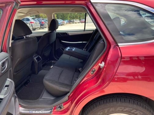 2018 Subaru Outback 2.5i