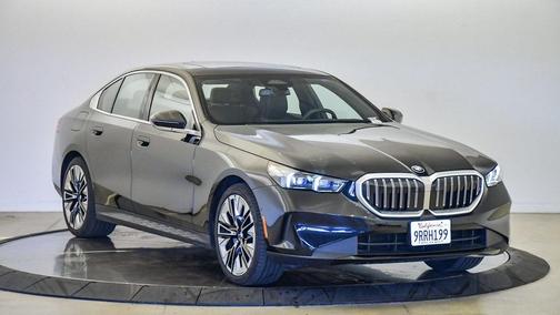2025 BMW 530 i