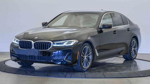 2022 BMW 530 i