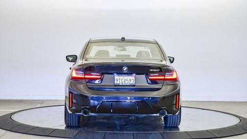 2025 BMW 330 330i