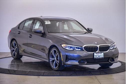 2022 BMW 330 330i