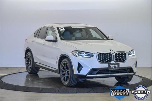 2022 BMW X4 xDrive30i